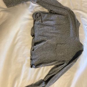Cropped at waist gray comfy top